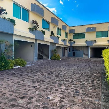 Motel Real Del Sur Moroleon Exteriér fotografie